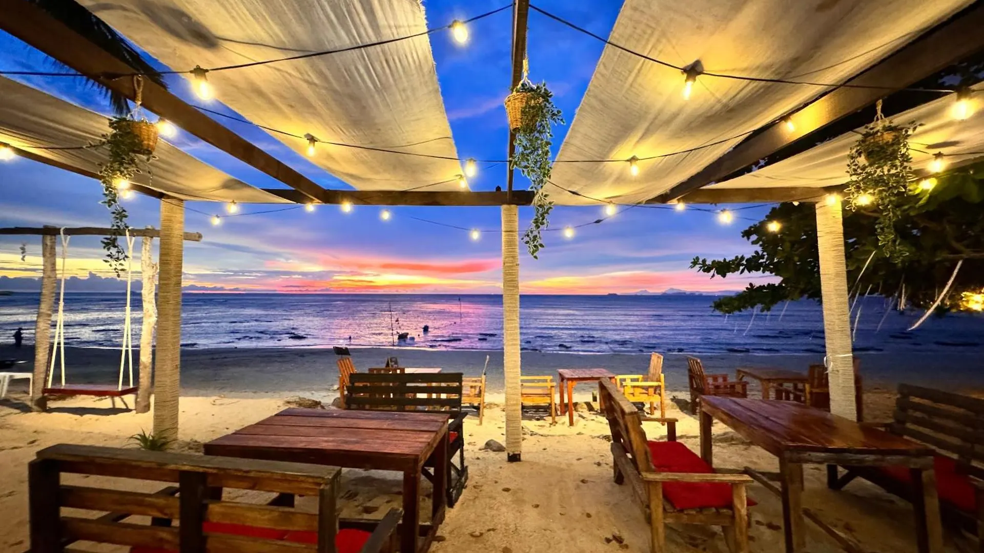 Devy Ale Cafe Apartman Ko Lanta Thaiföld