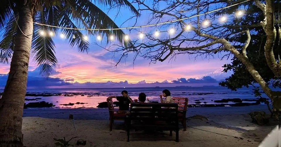 Devy Ale Cafe Apartman Ko Lanta